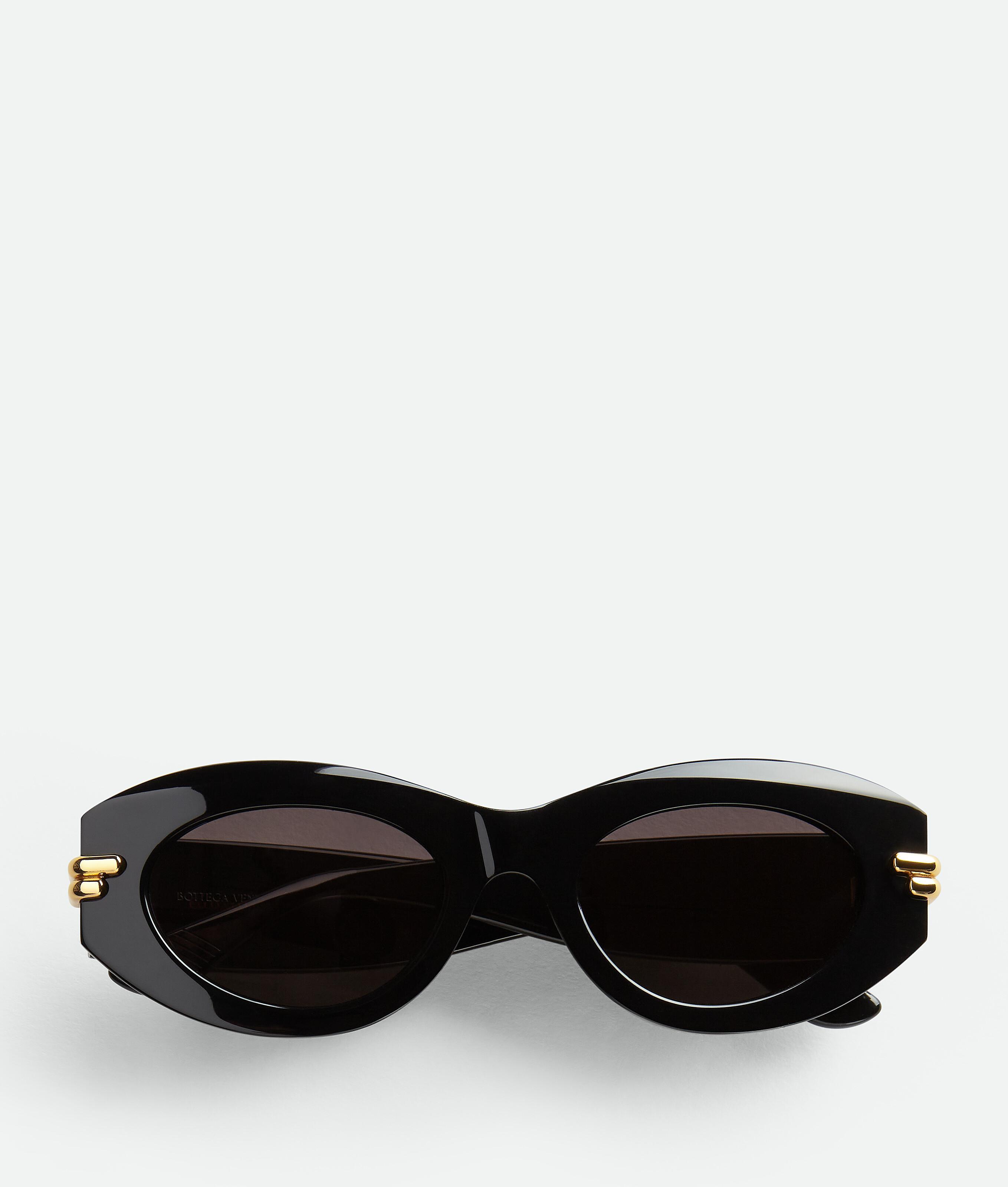 Mitre Oval Sunglasses in Black/grey product image