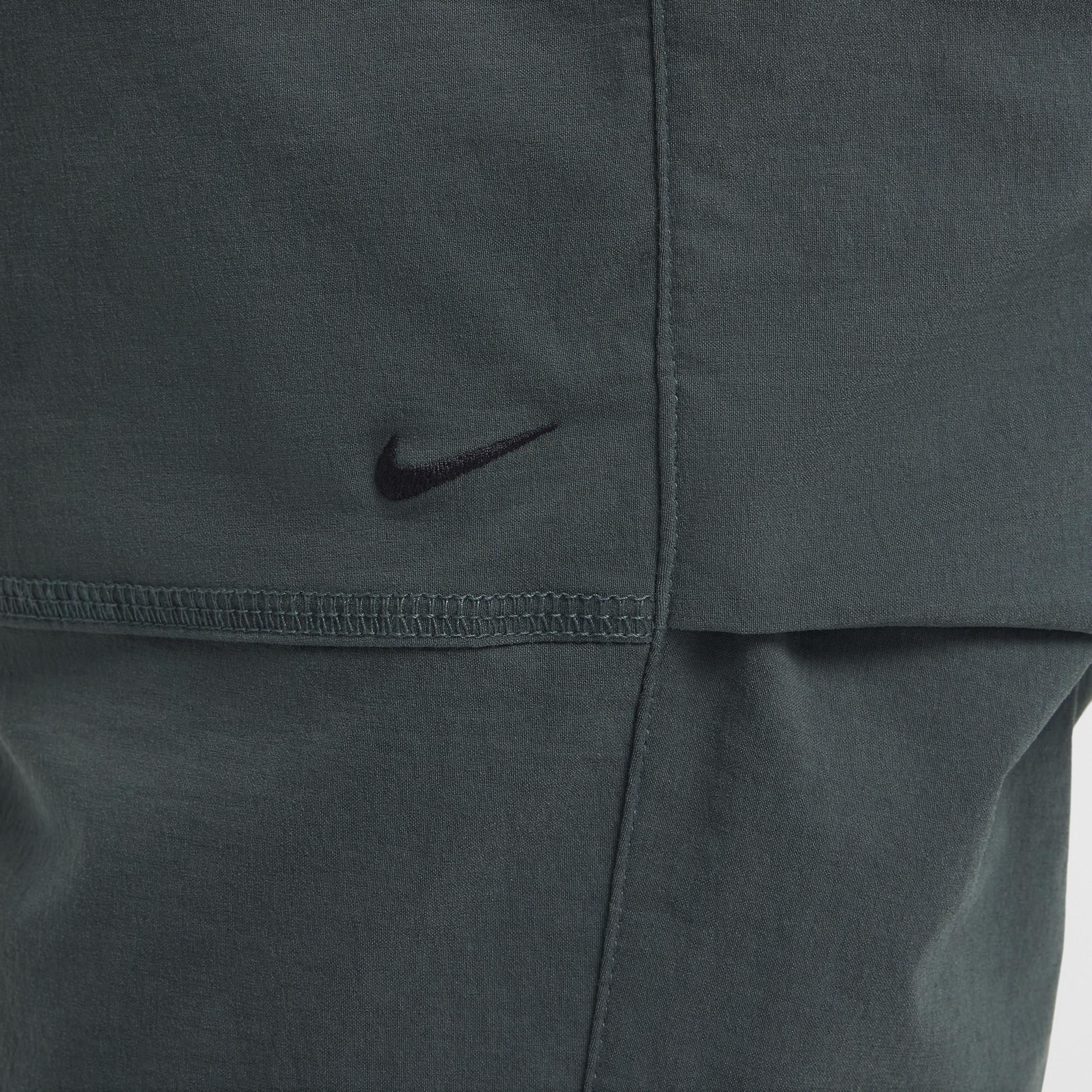 Nike Men's Tech Woven Pants Product Image