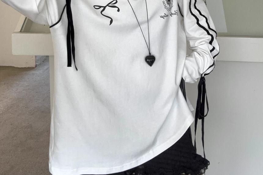 Long-Sleeve V-Neck Bow Print Contrast Trim Tee Product Image