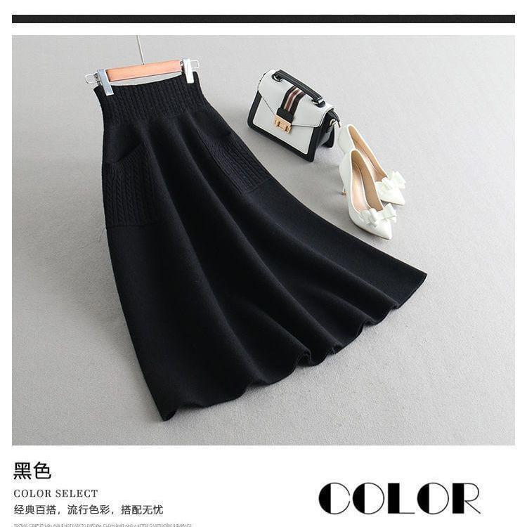 High Waist Plain Pocket Detail Knit Midi A-Line Skirt Product Image