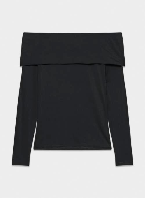 carole longsleeve Product Image