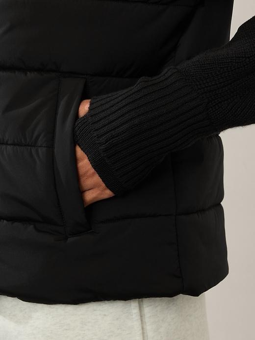 Incline Hybrid Jacket Product Image