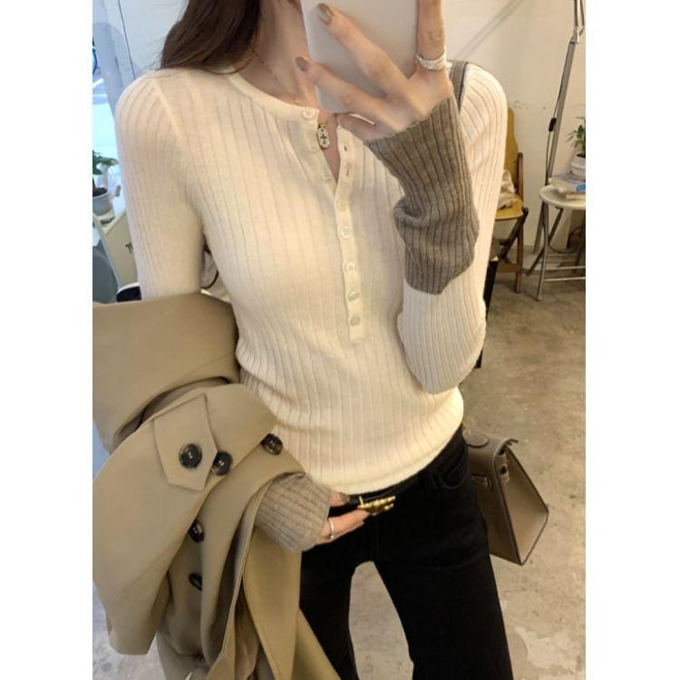 Long Sleeve Round Neck Color Block Ribbed Knit Top Product Image