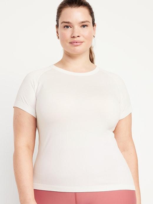 Fitted Seamless T-Shirt Product Image