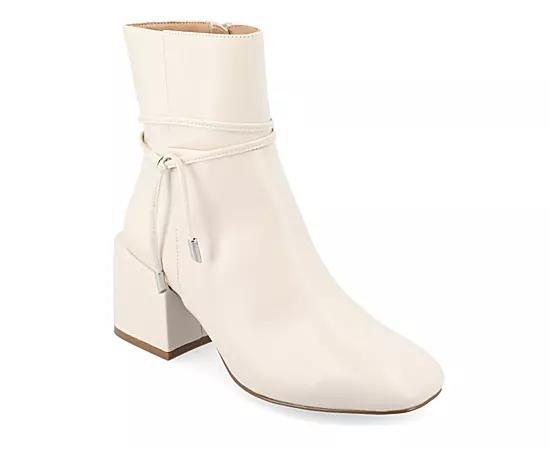 Journee Collection Beverley Womens Tru Comfort Foam Booties Product Image