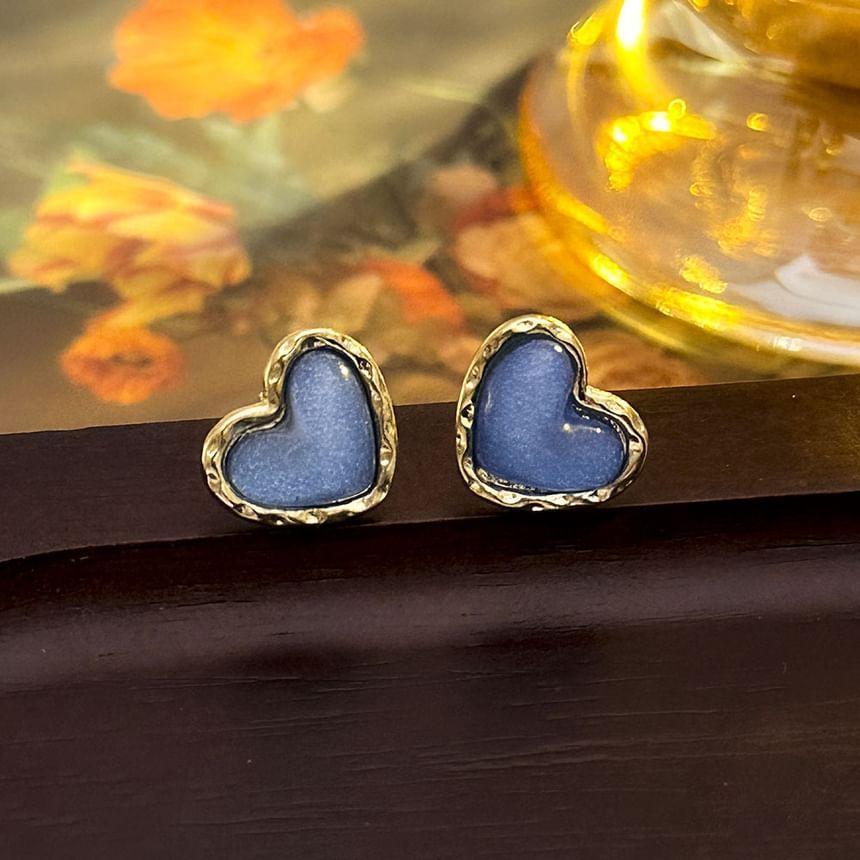 Heart Stud Earring / Clip-On Earring Product Image