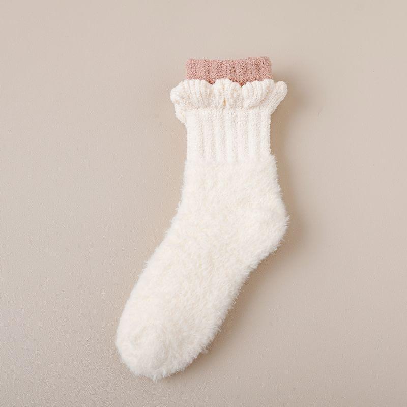 Ruffle Trim Crew Socks Product Image