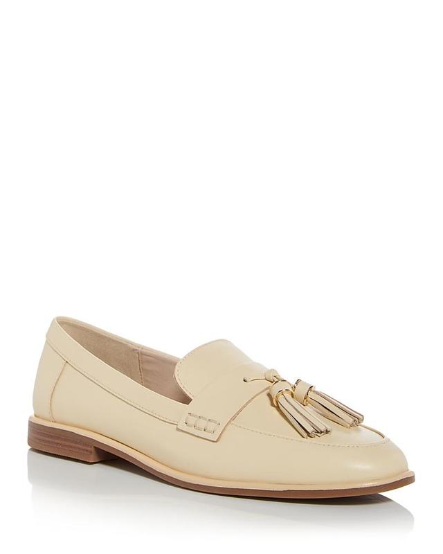 Kenneth Cole Womens Lyra Tassel Loafers Product Image