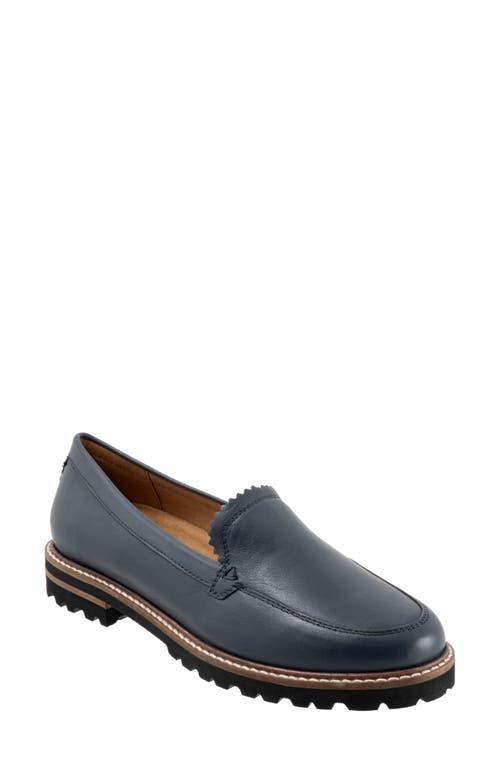 Trotters Fayth Loafer Product Image