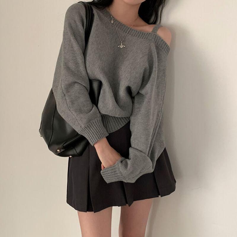 Cold-Shoulder Plain Sweater Product Image