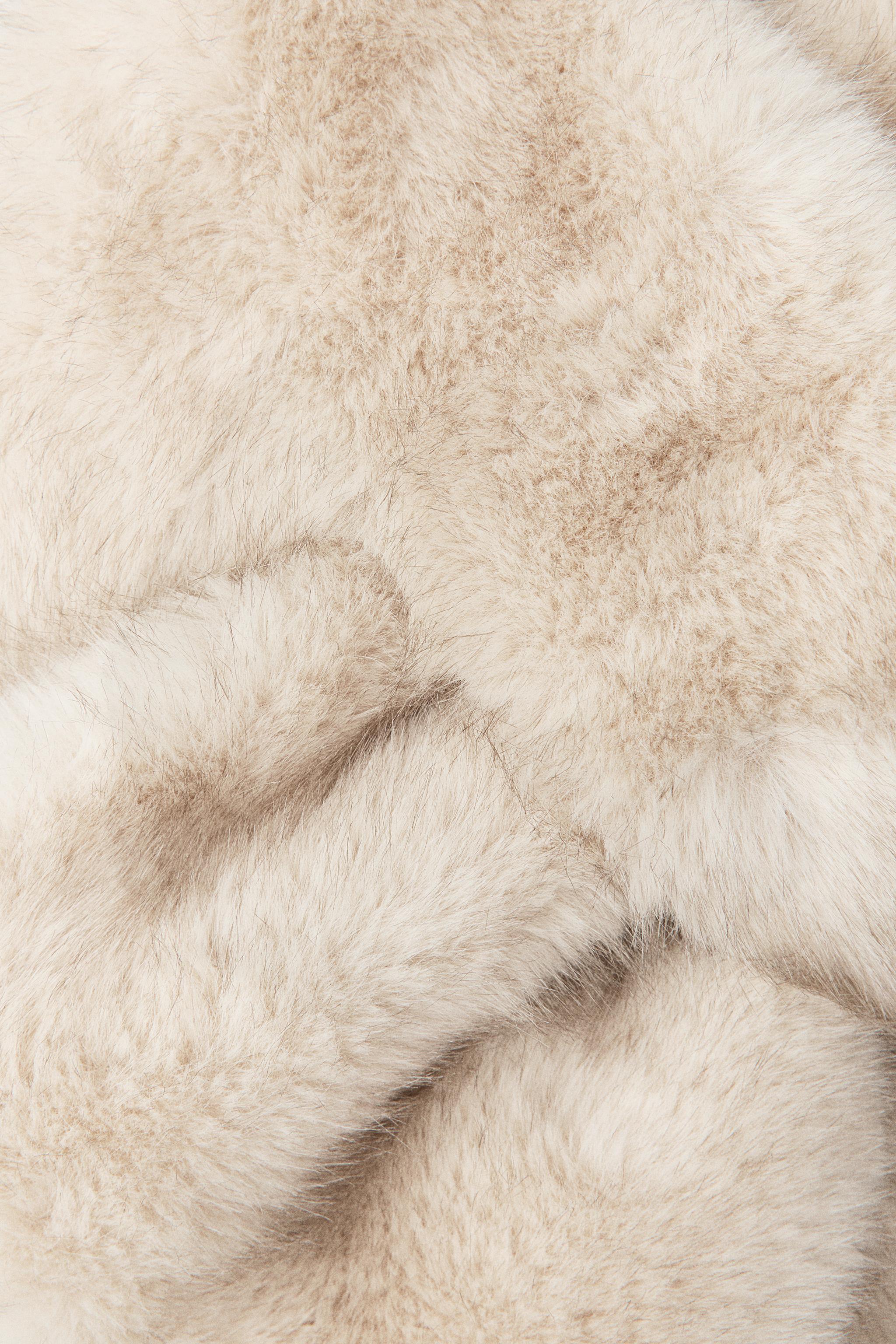 BASIC FAUX FUR SCARF Product Image