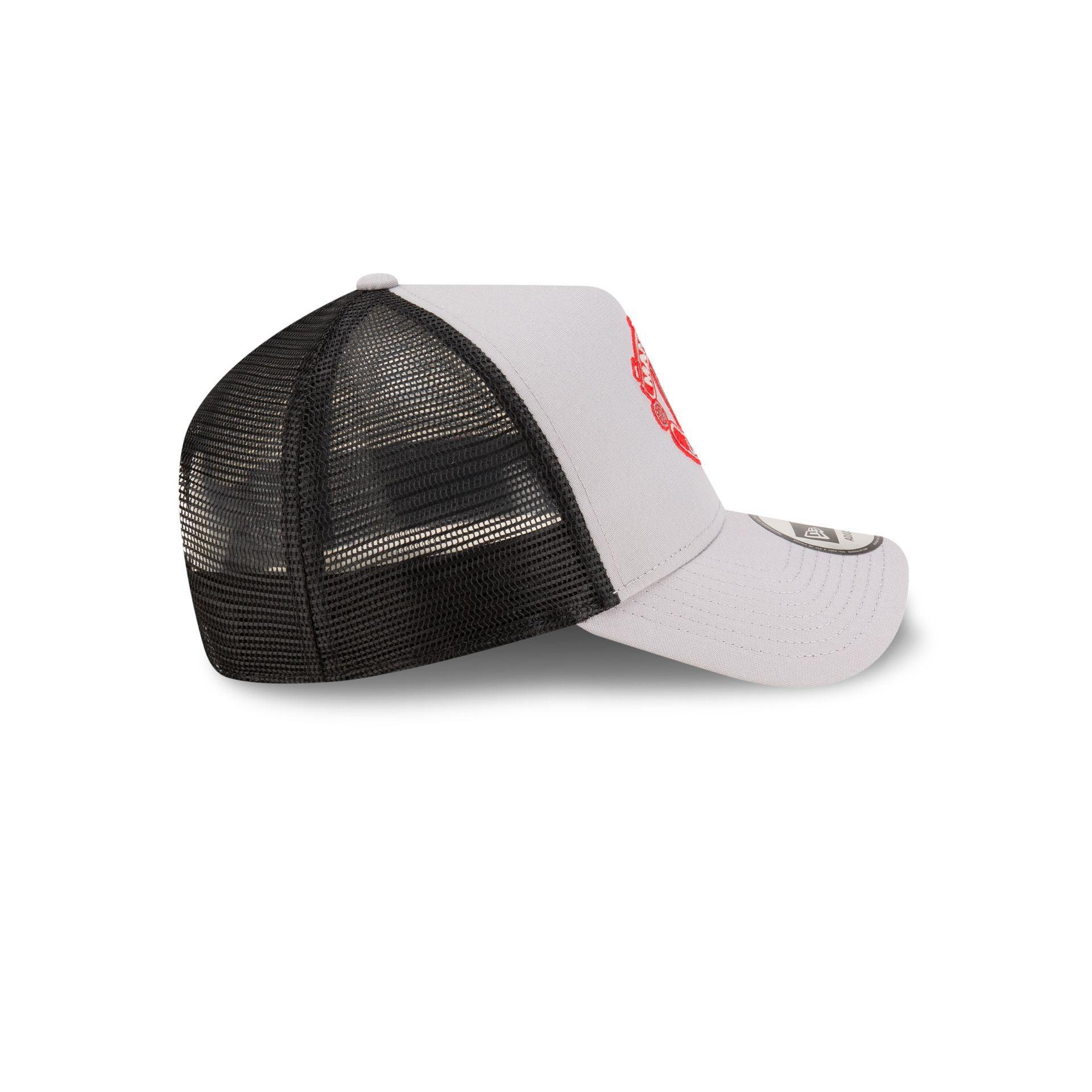 Manchester United Seasonal Gray 9FORTY A-Frame Trucker Hat Male Product Image