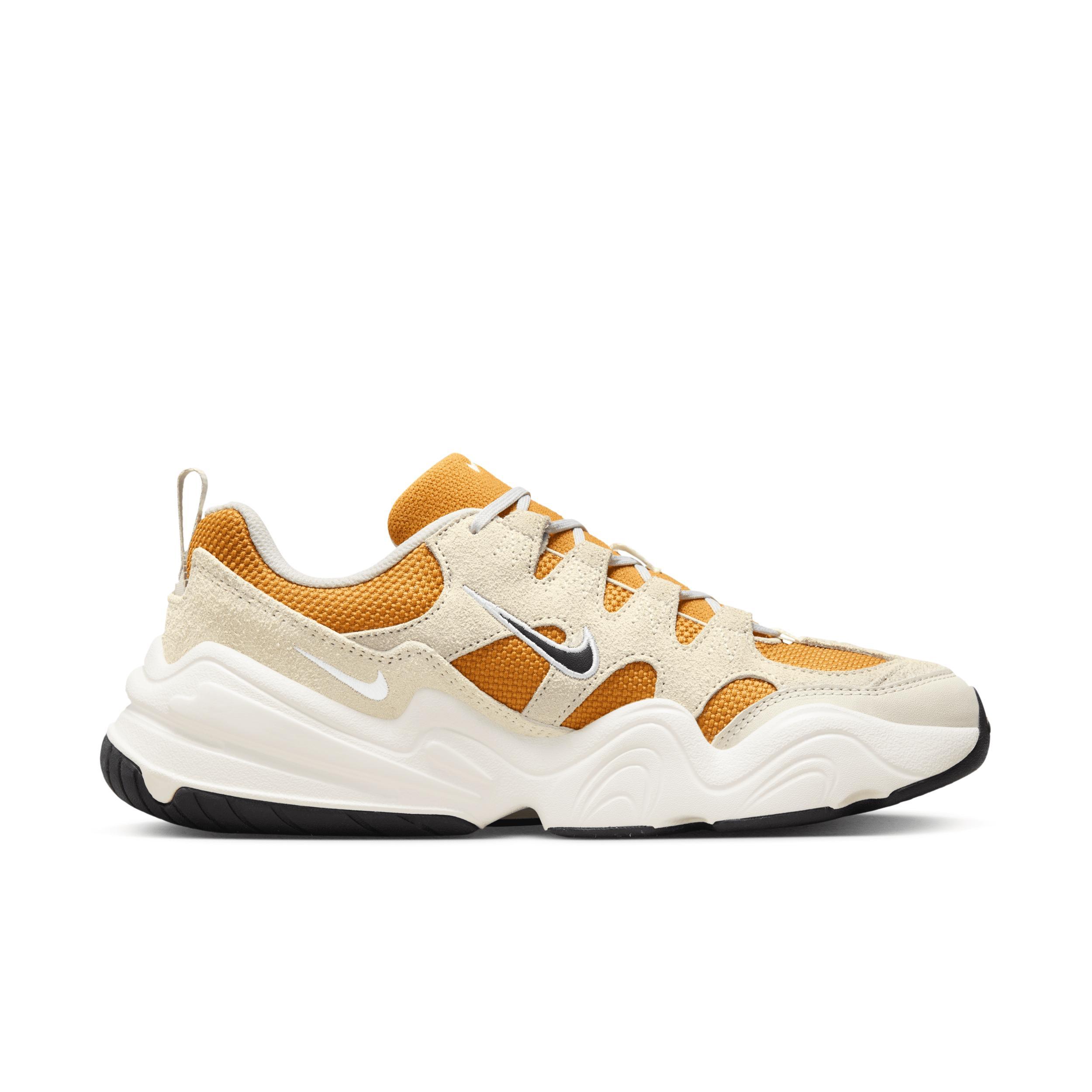 Nike Men's Tech Hera Shoes Product Image