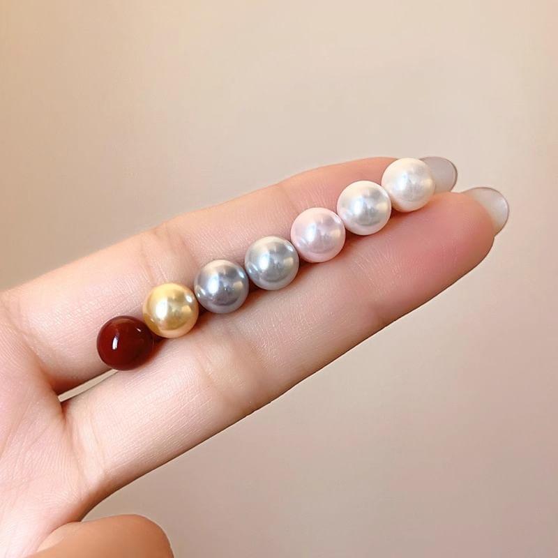 Set of 7 Pairs: Faux Pearl Ear Stud Product Image