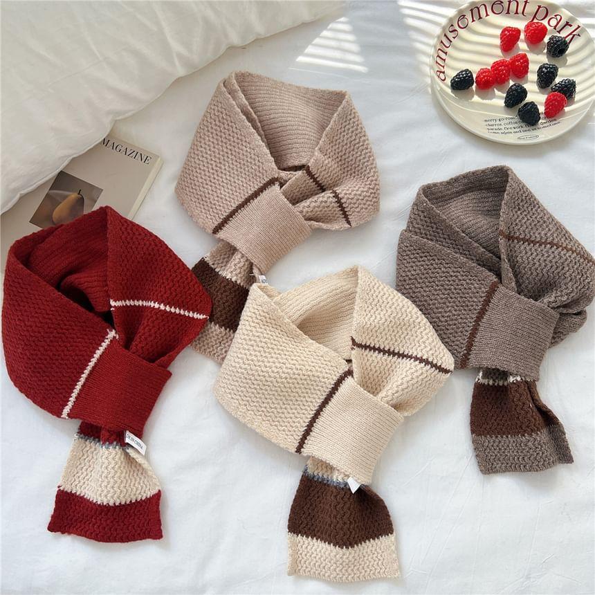 Two-Tone Knit Scarf product image