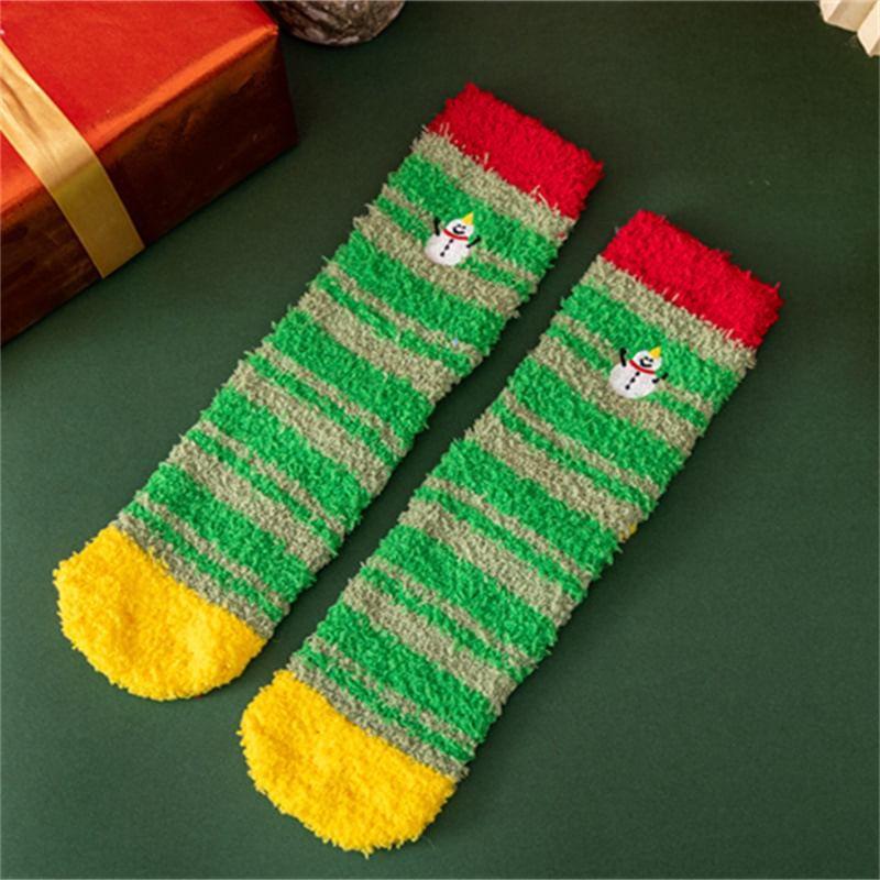 Christmas Color Block Fleece Socks Product Image