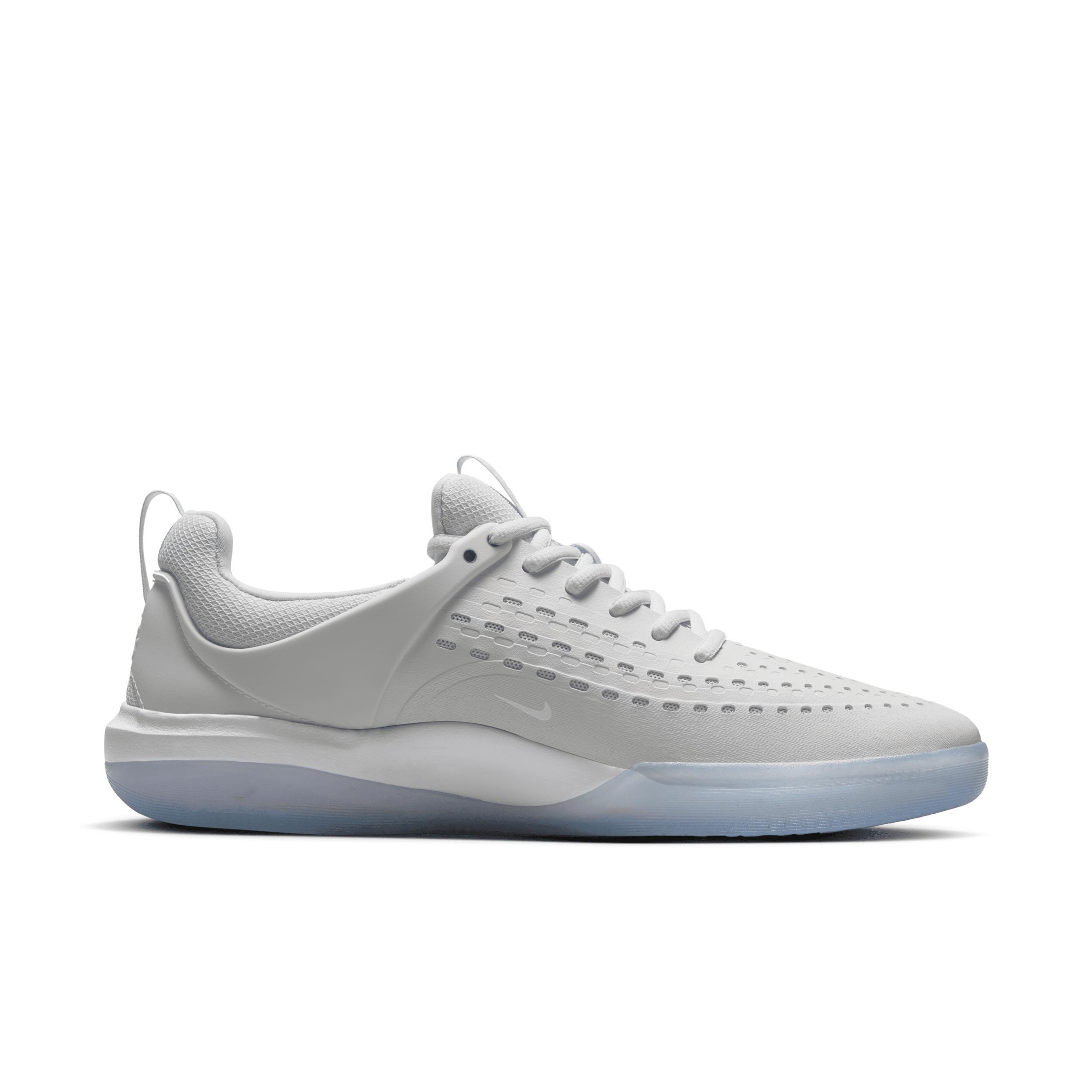 Men's Nike SB Zoom Nyjah 3 Skate Shoes Product Image