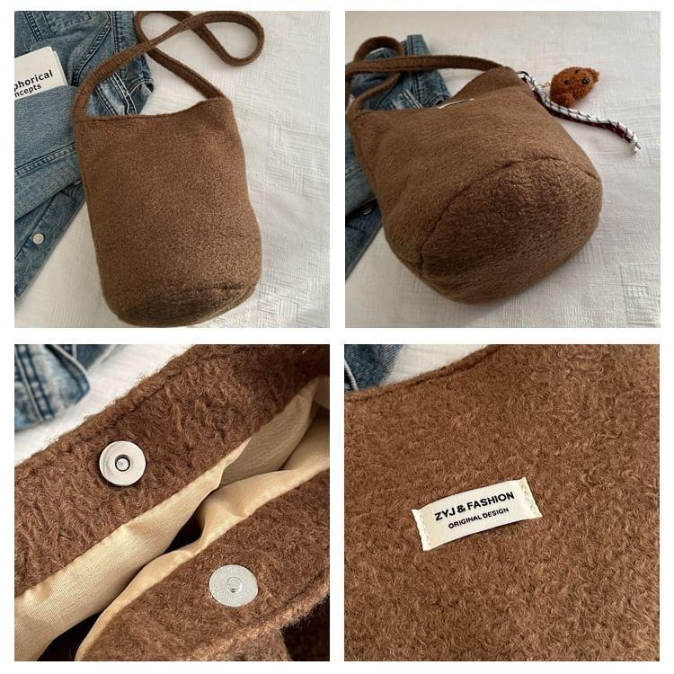 Plain Felt Crossbody Bag Product Image