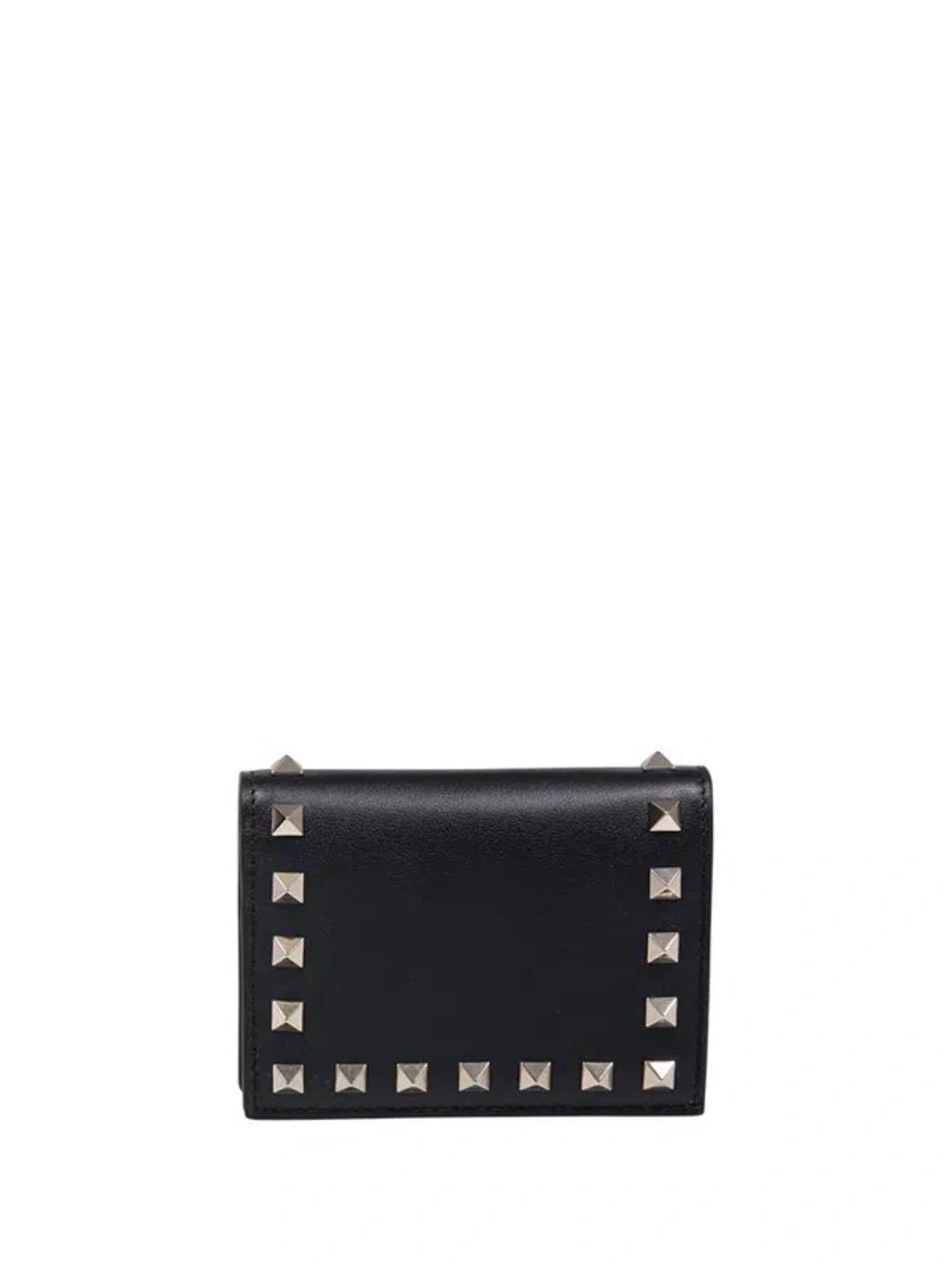 VALENTINO GARAVANI Rockstud Logo Printed Wallet In Black Product Image