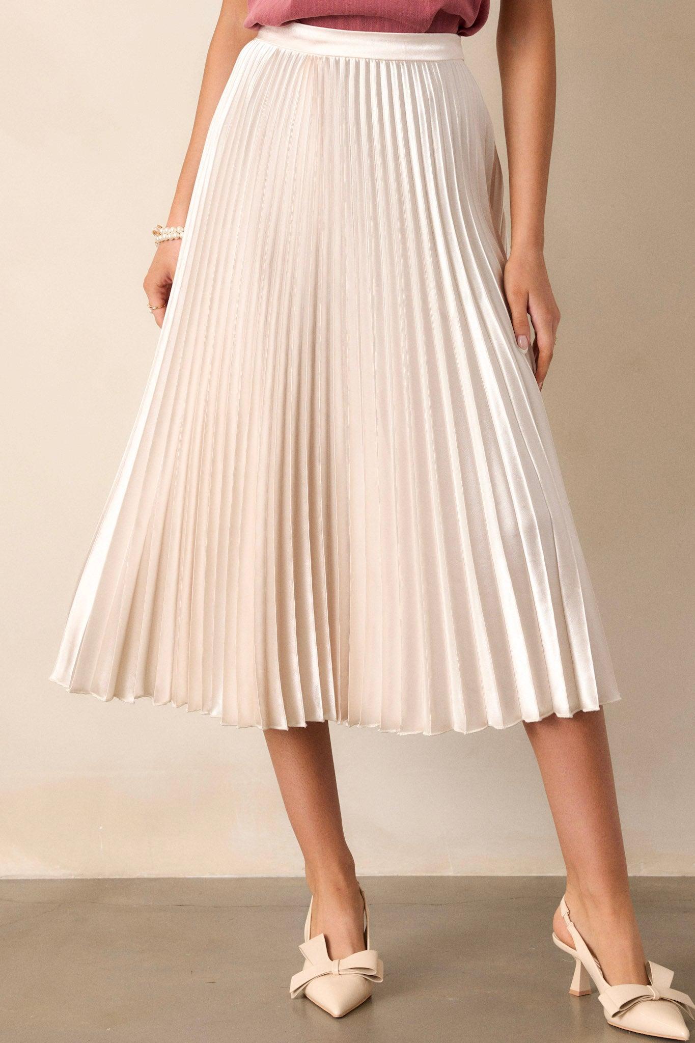 Urban Elegance Ivory Pleated Midi Skirt Product Image