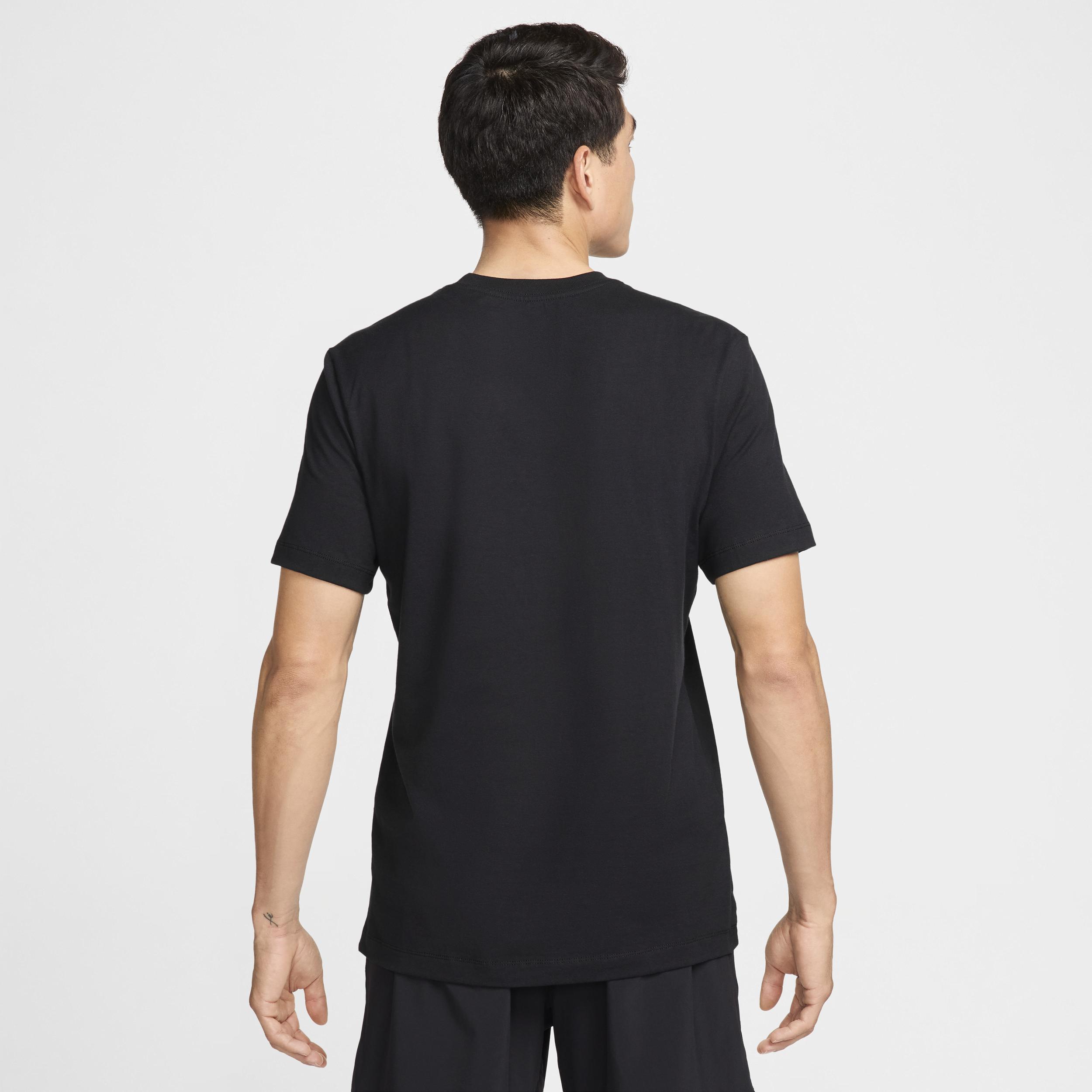 Nike Men's Fitness T-Shirt Product Image