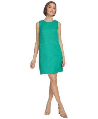 Women's Round-Neck Sleeveless Shift Dress Product Image