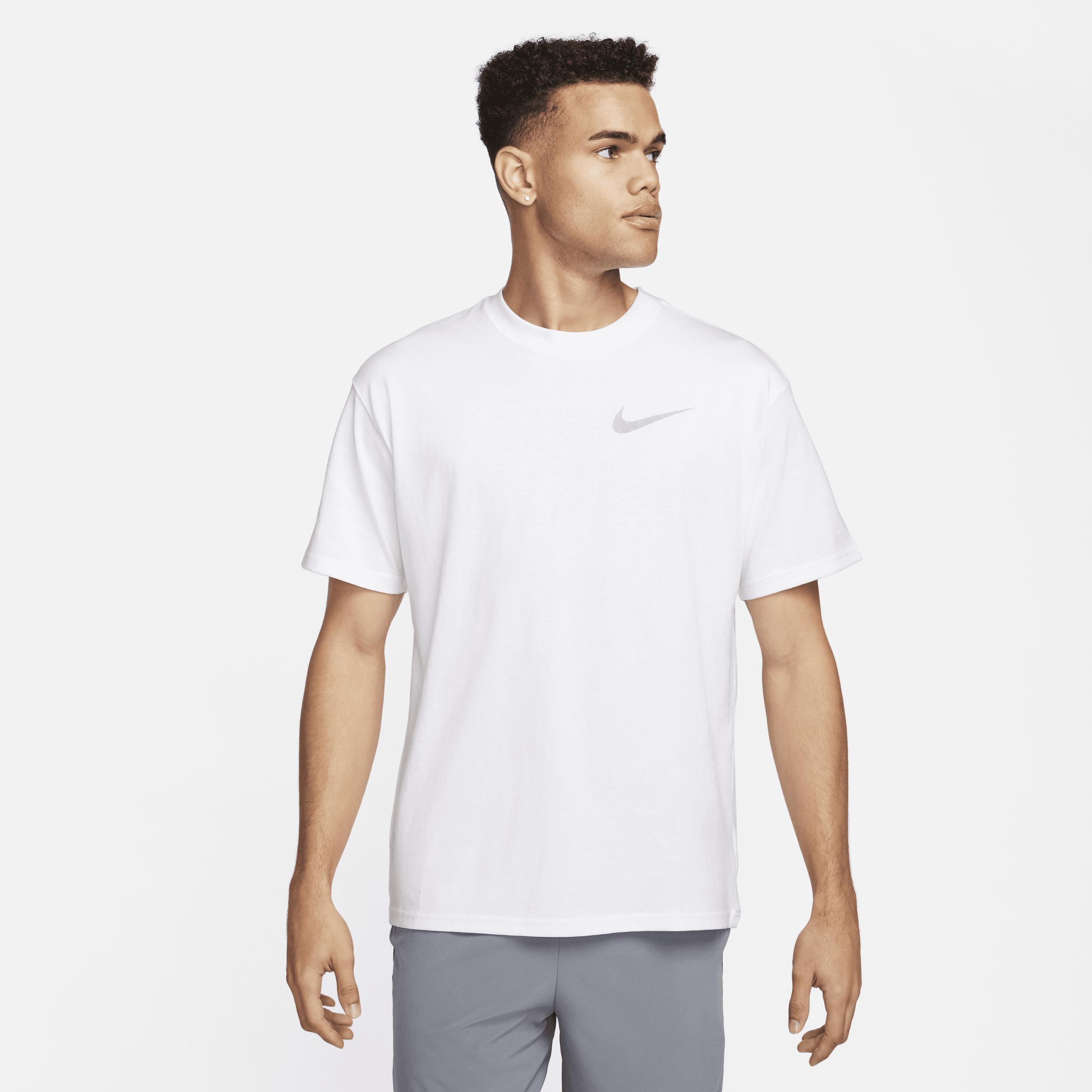 Nike Men's Max90 Basketball T-Shirt Product Image