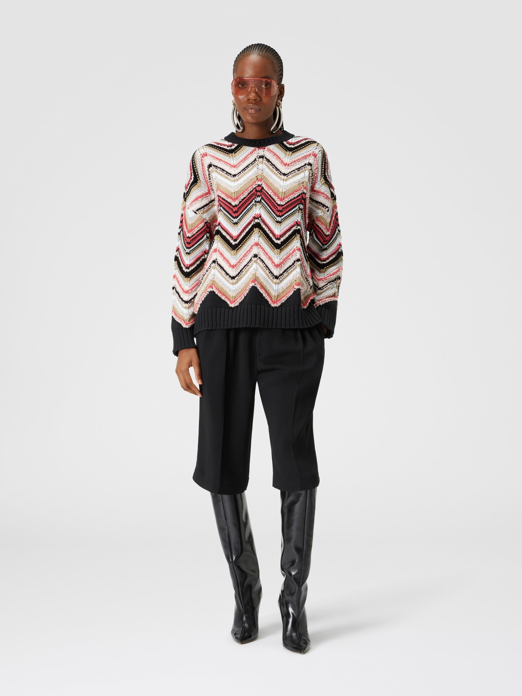 Crewneck pullover in zigzag wool blend Product Image