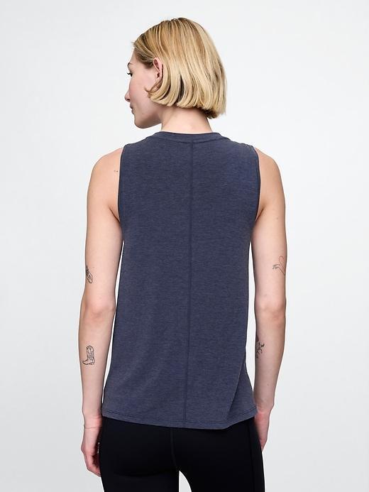 GapFit Breathe Tank Top Product Image