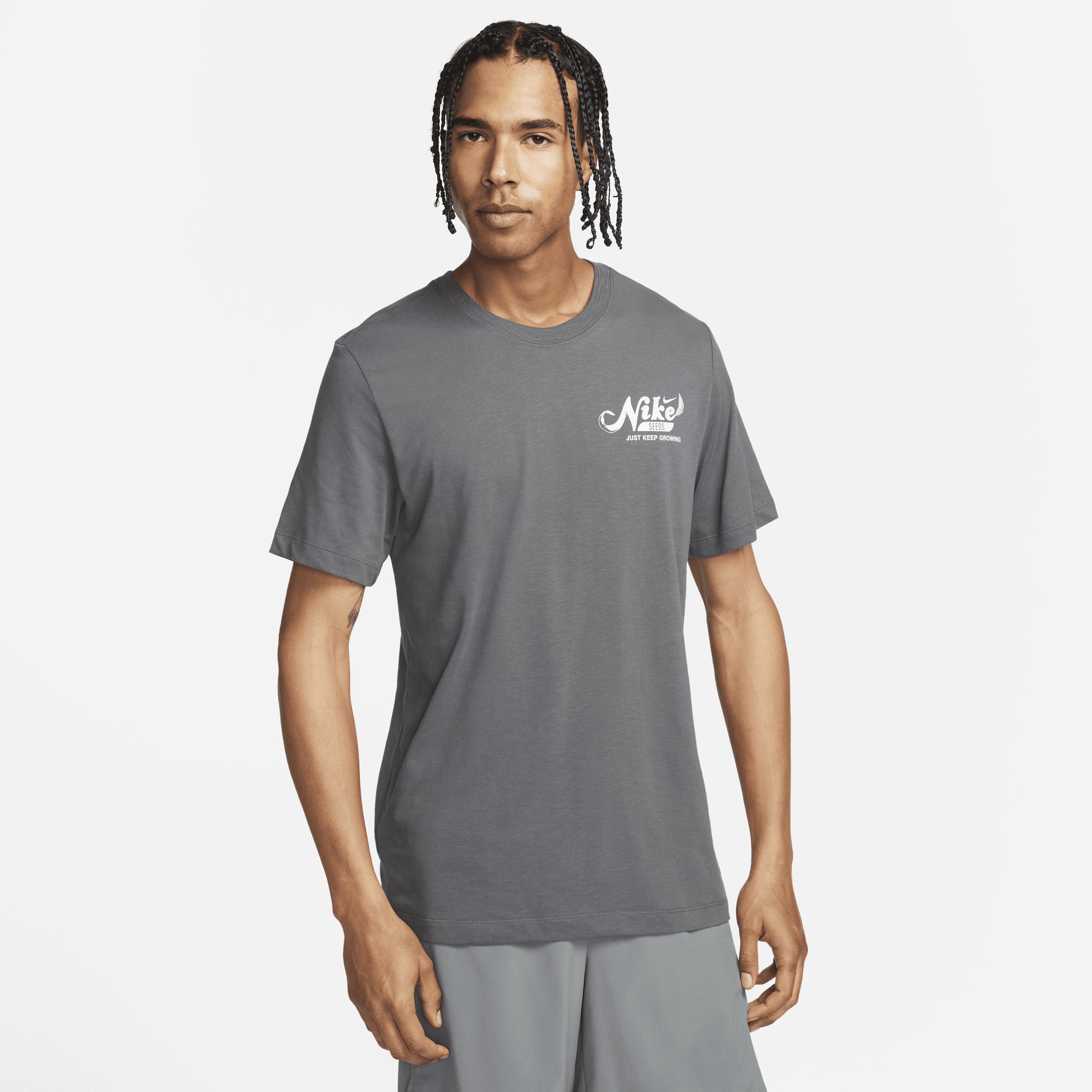 Nike Men's Dri-FIT Fitness T-Shirt Product Image