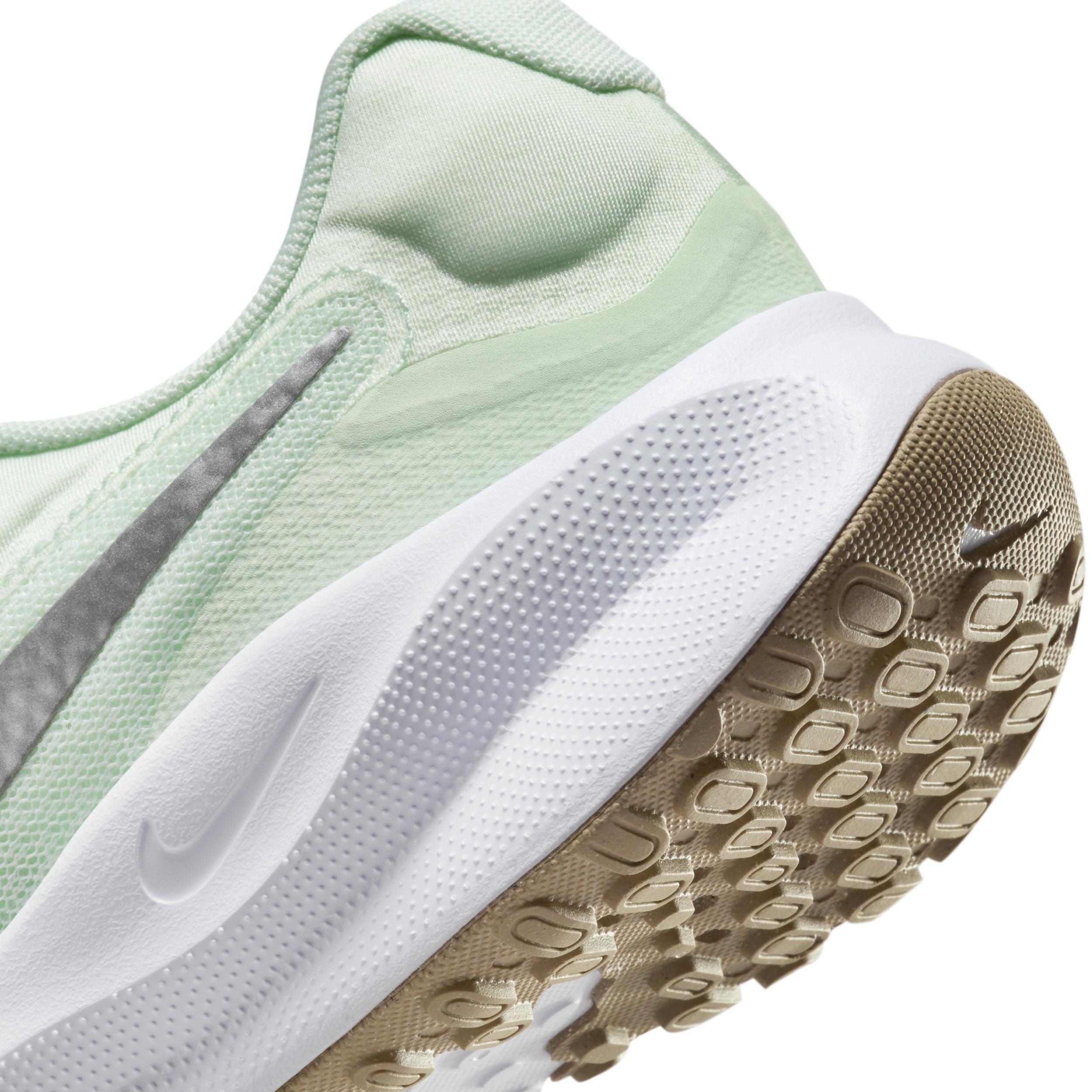 Nike Women's Revolution 7 Road Running Shoes Product Image