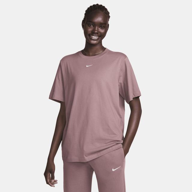 Women's Nike Sportswear Essential T-Shirt Product Image