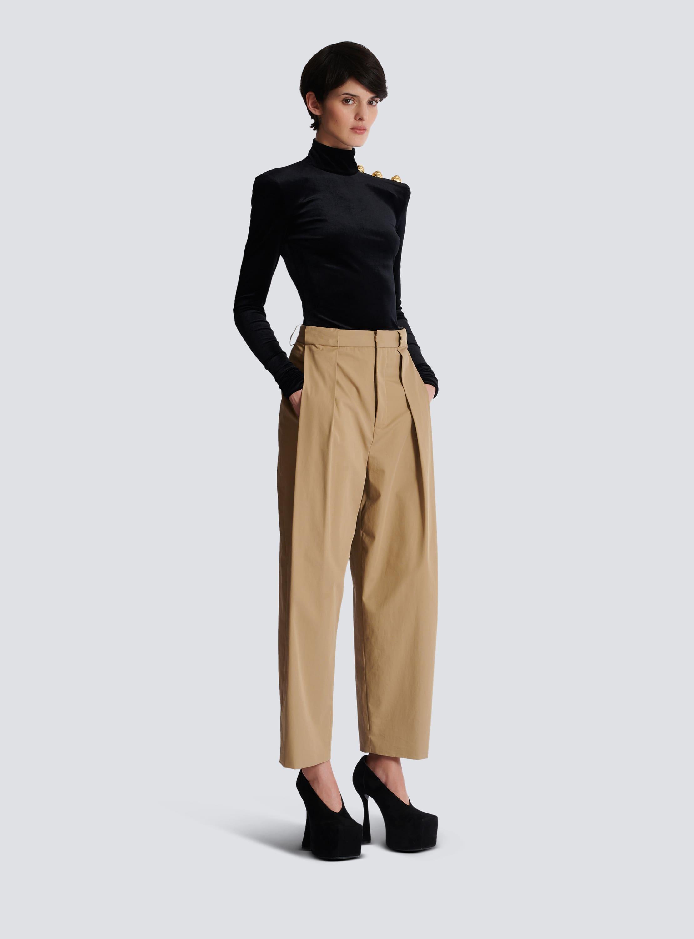 Pleated cotton trousers Product Image