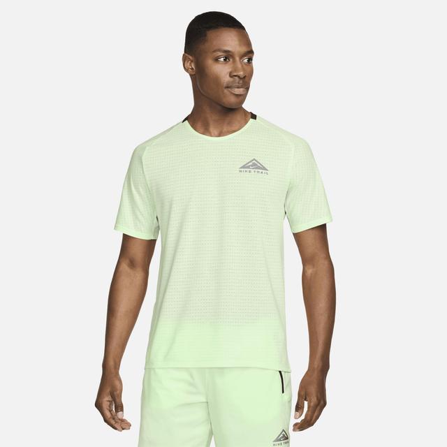 Nike Men's Trail Solar Chase Dri-FIT Short-Sleeve Running Top Product Image