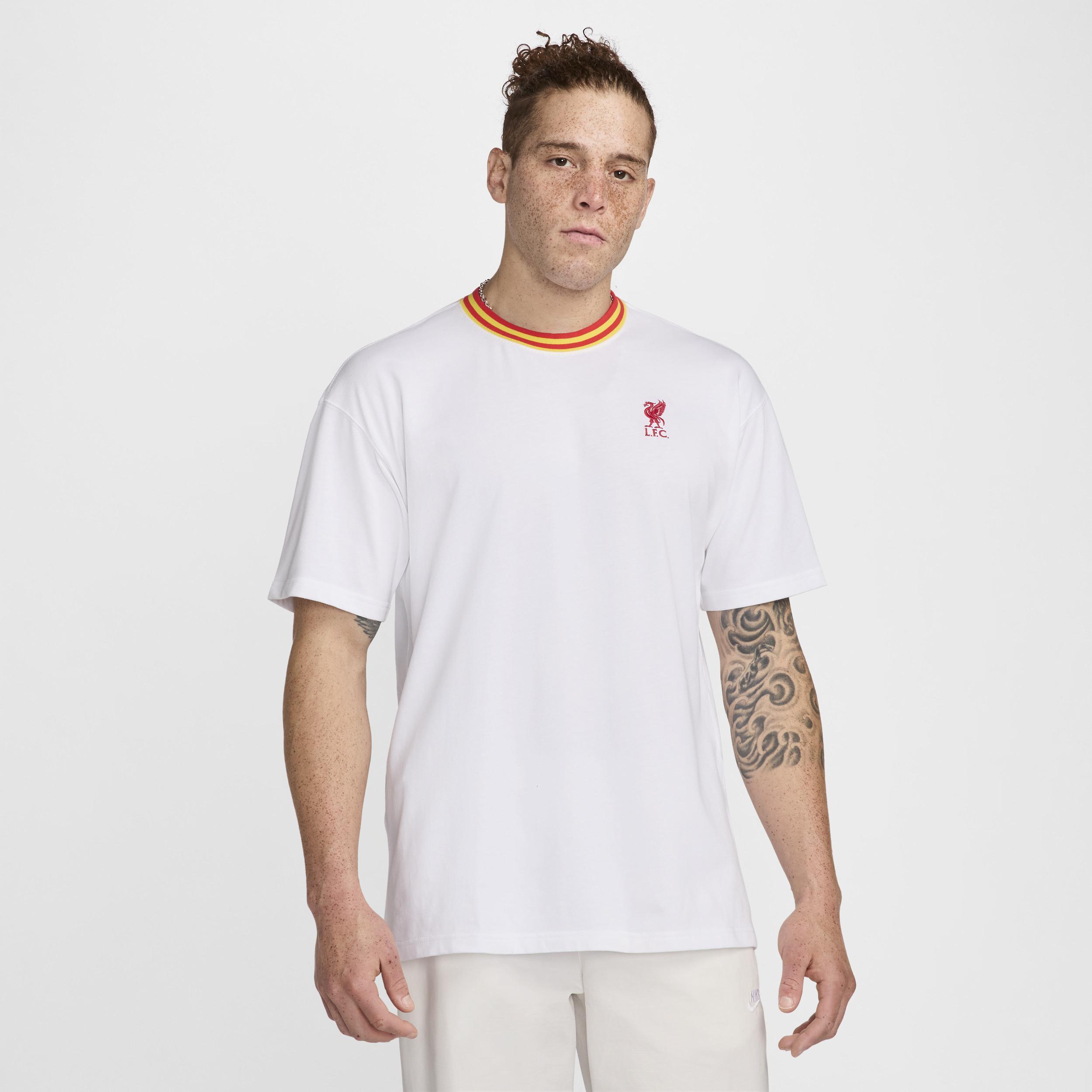 Liverpool FC Premium Essential Men's Nike Soccer T-Shirt Product Image