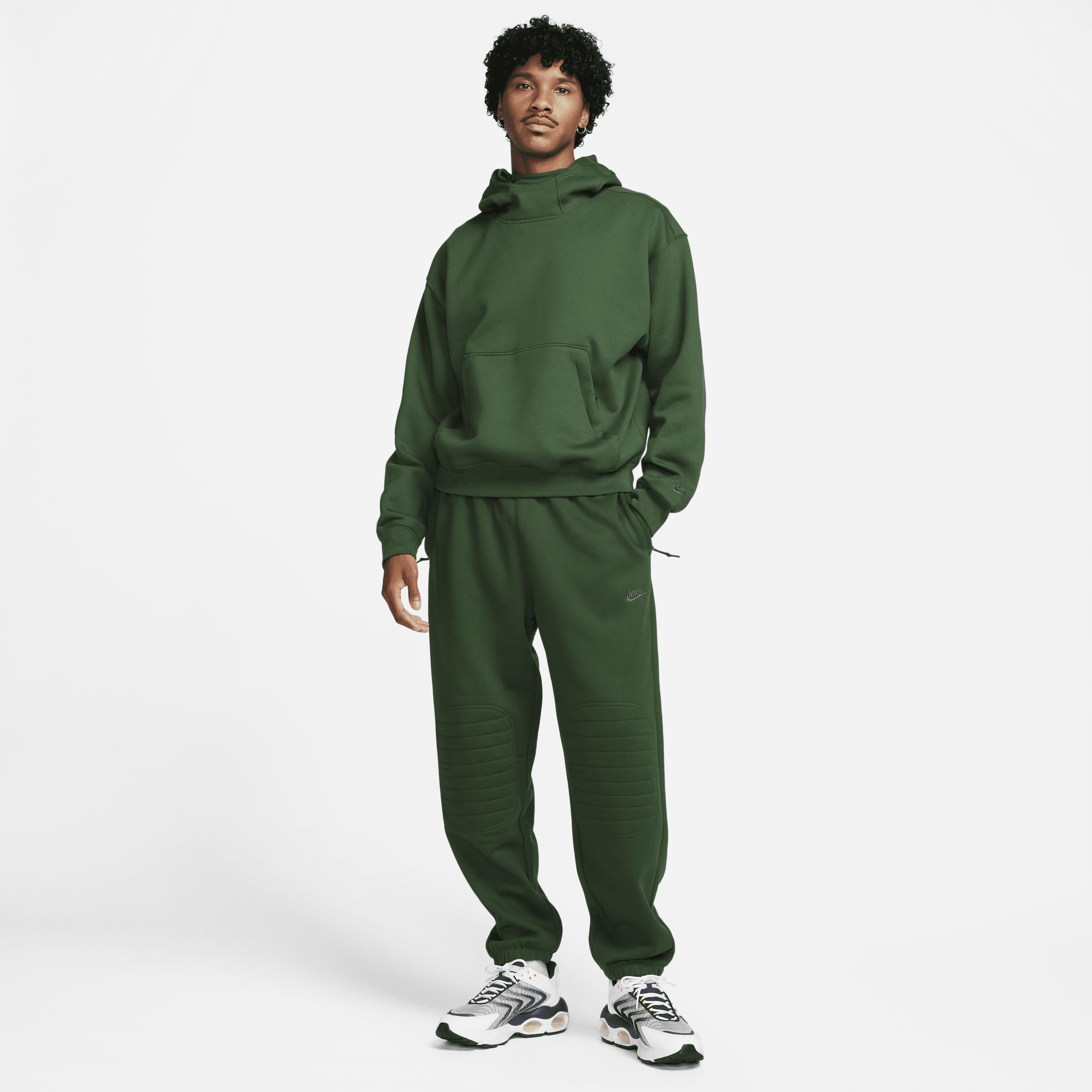 Nike Sportswear Therma-FIT Tech Pack Men's Winterized Top Product Image