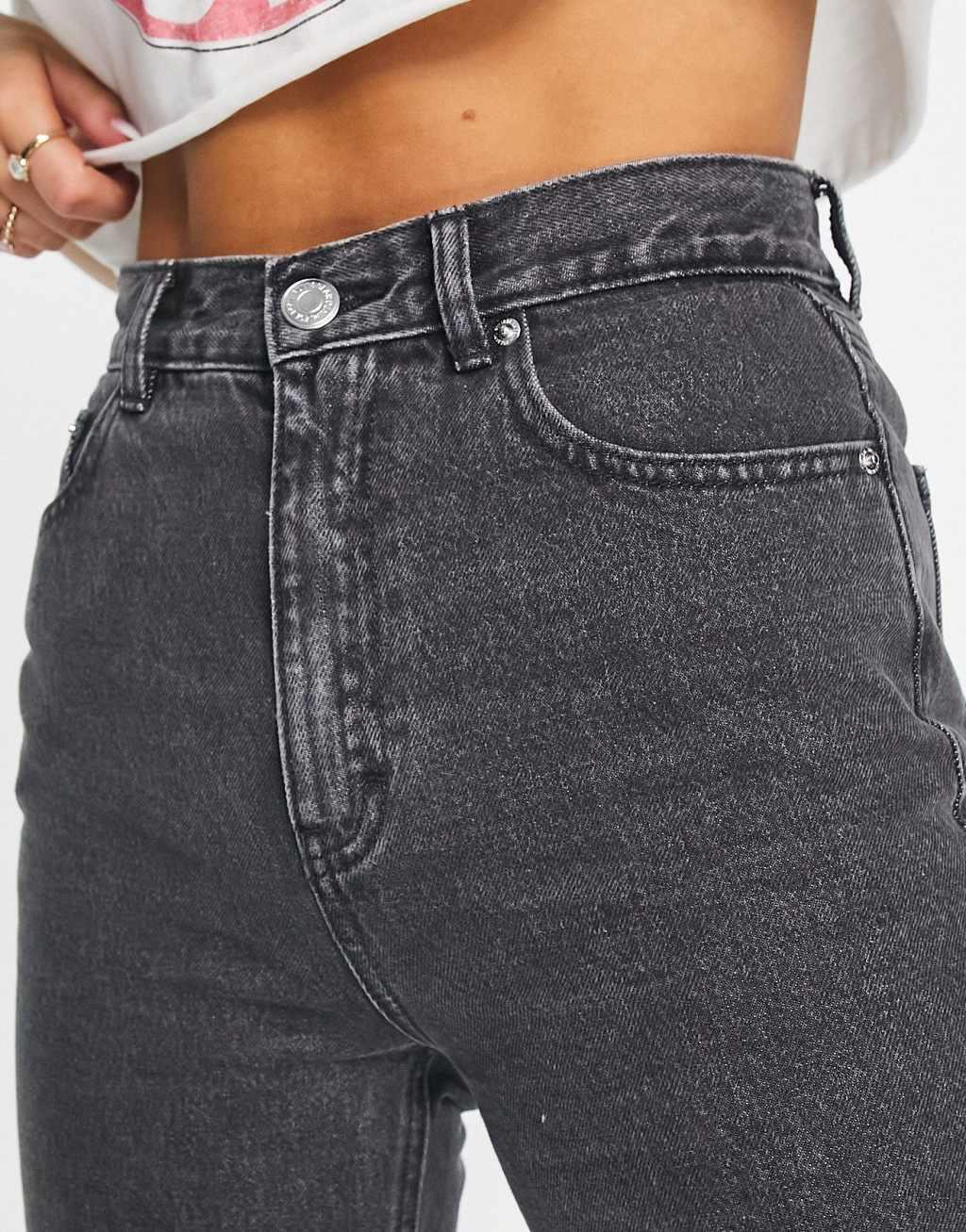 Pull&Bear high waisted mom jean in washed gray Product Image