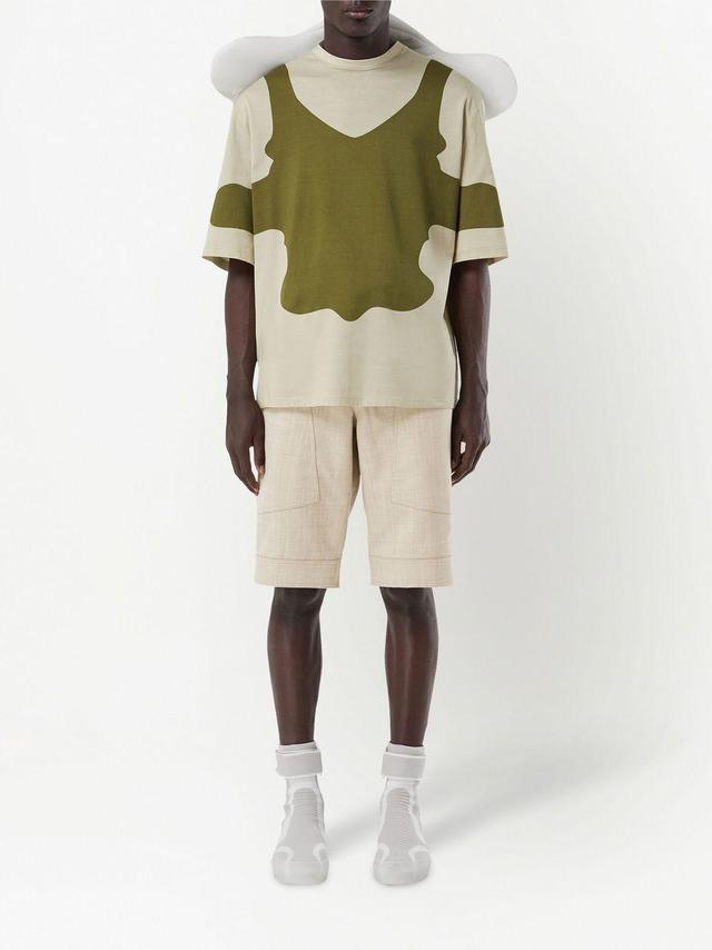 Cuff Detail Wool Cargo Shorts In Beige Product Image