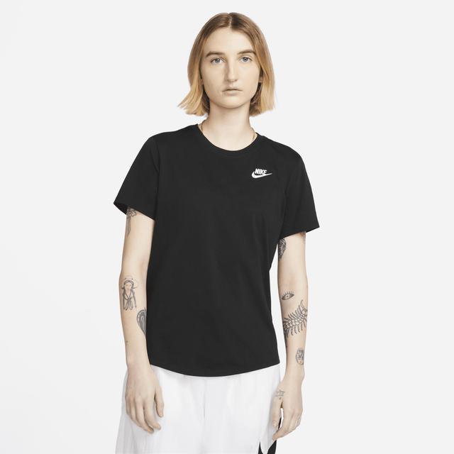 Women's Nike Sportswear Club Essentials T-Shirt  Product Image