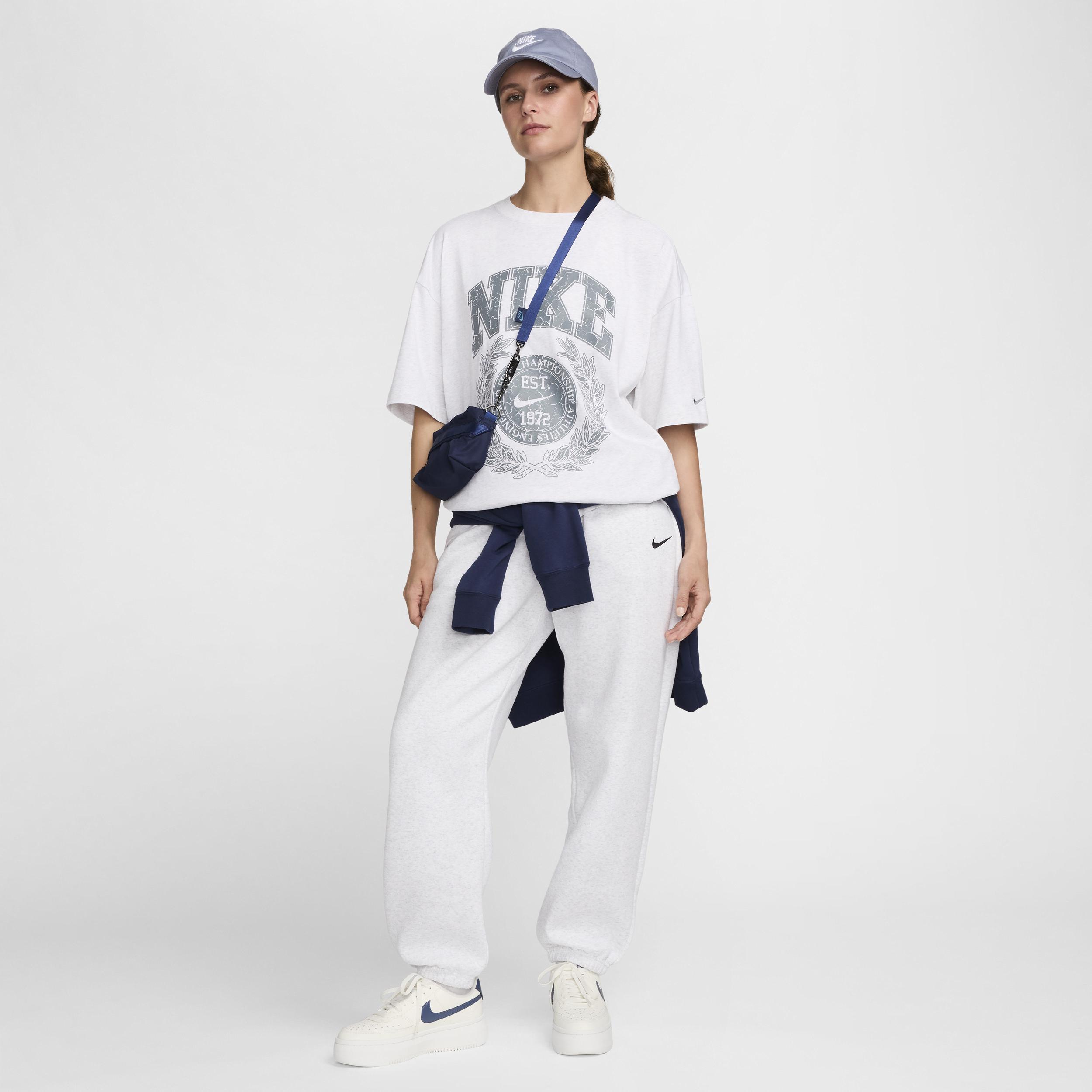 Nike Sportswear Essential Women's Oversized T-Shirt Product Image