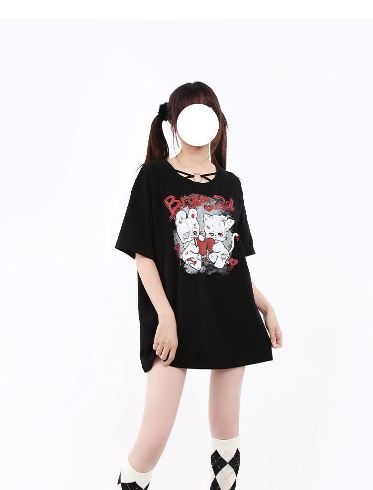 Elbow-Sleeve Round Neck Cartoon Print Oversized Tee Product Image