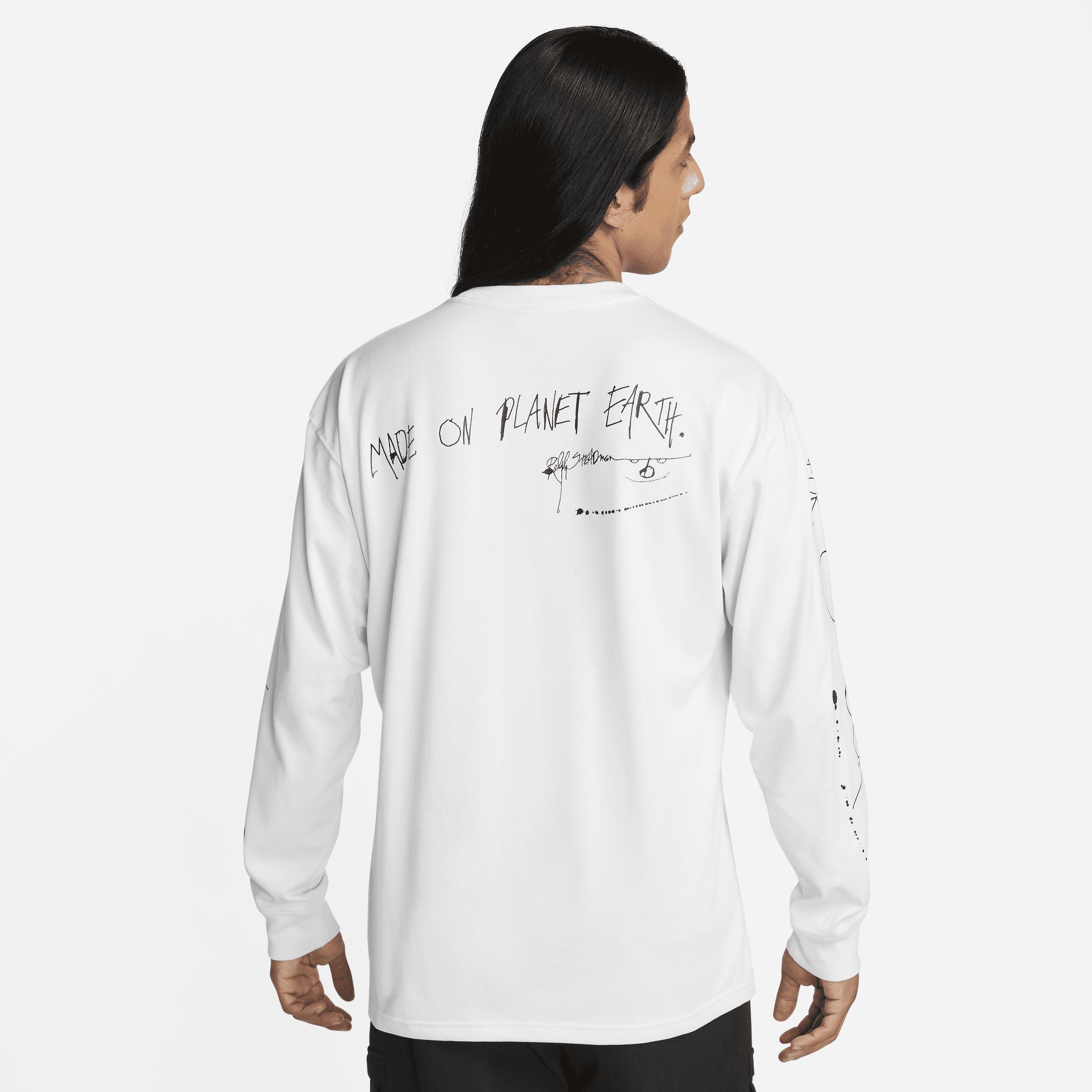 Men's Nike ACG Long-Sleeve T-Shirt Product Image