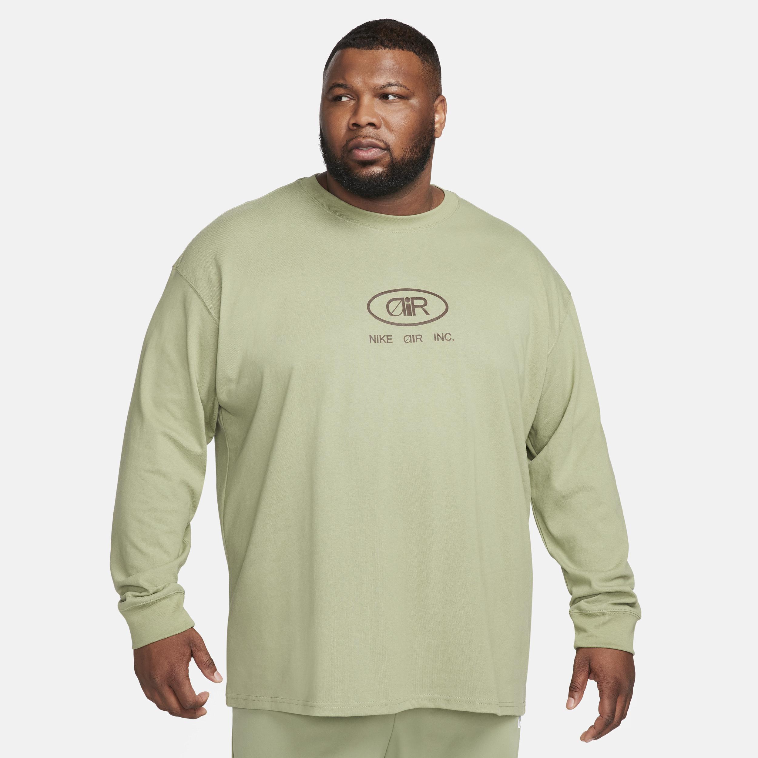 Men's Nike Sportswear Long-Sleeve T-Shirt Product Image