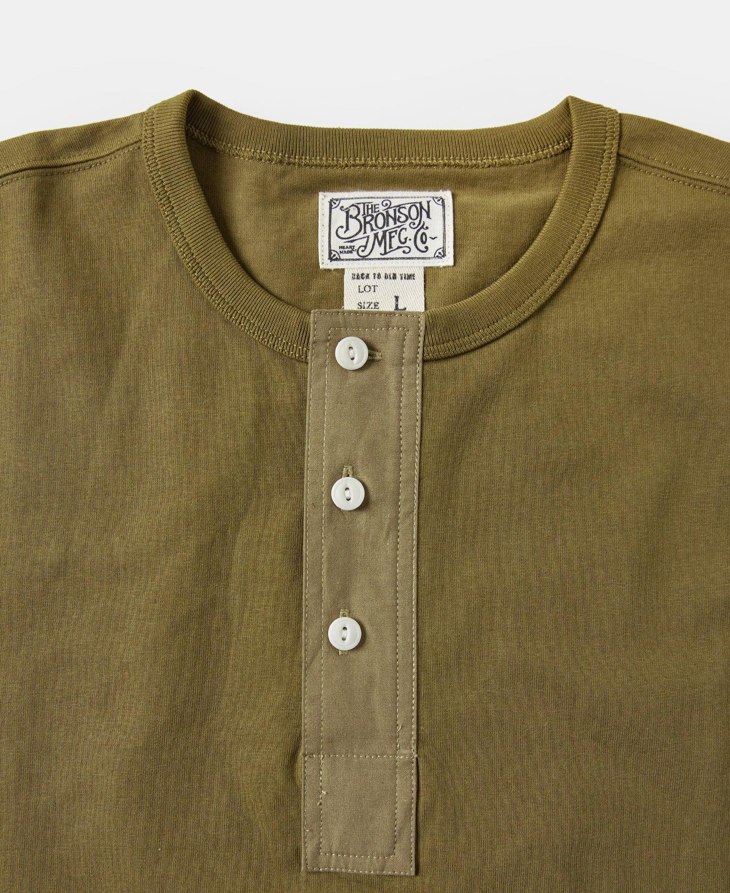 Vintage Short Sleeve Henley T-Shirt - Green Product Image