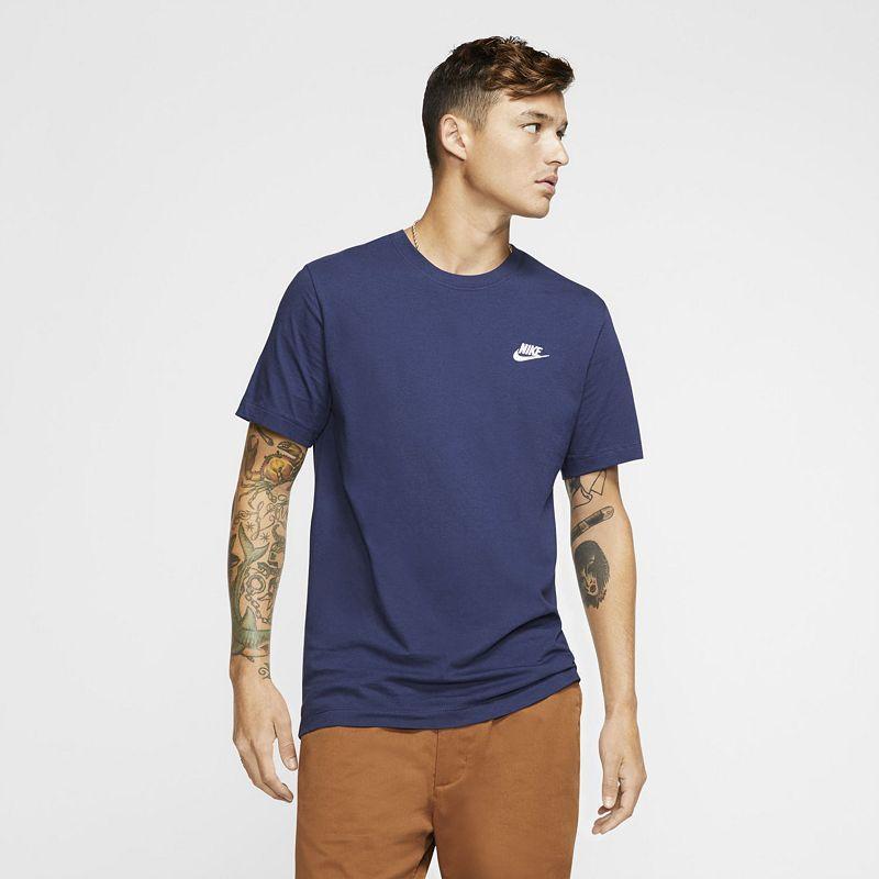 Nike Sportswear Club T-Shirt Product Image