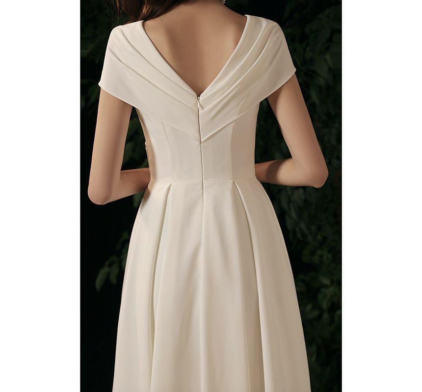 Short-Sleeve V-Neck Plain Ruched A-Line Cocktail Dress (Various Designs) Product Image