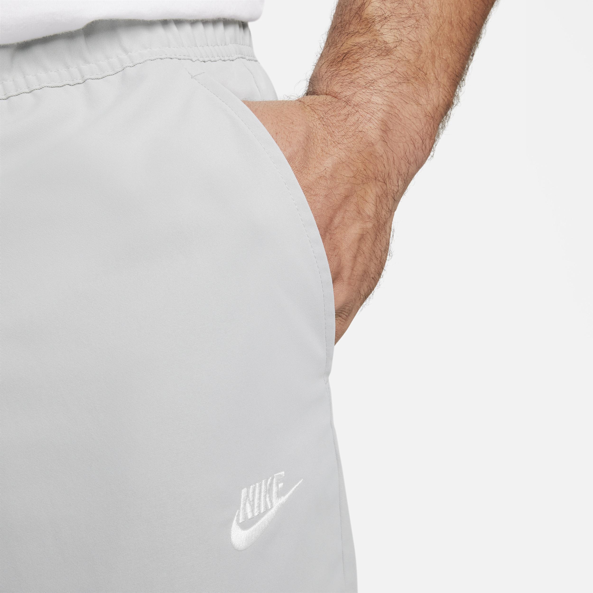 Nike Men's Club Woven Tapered Leg Pants Product Image