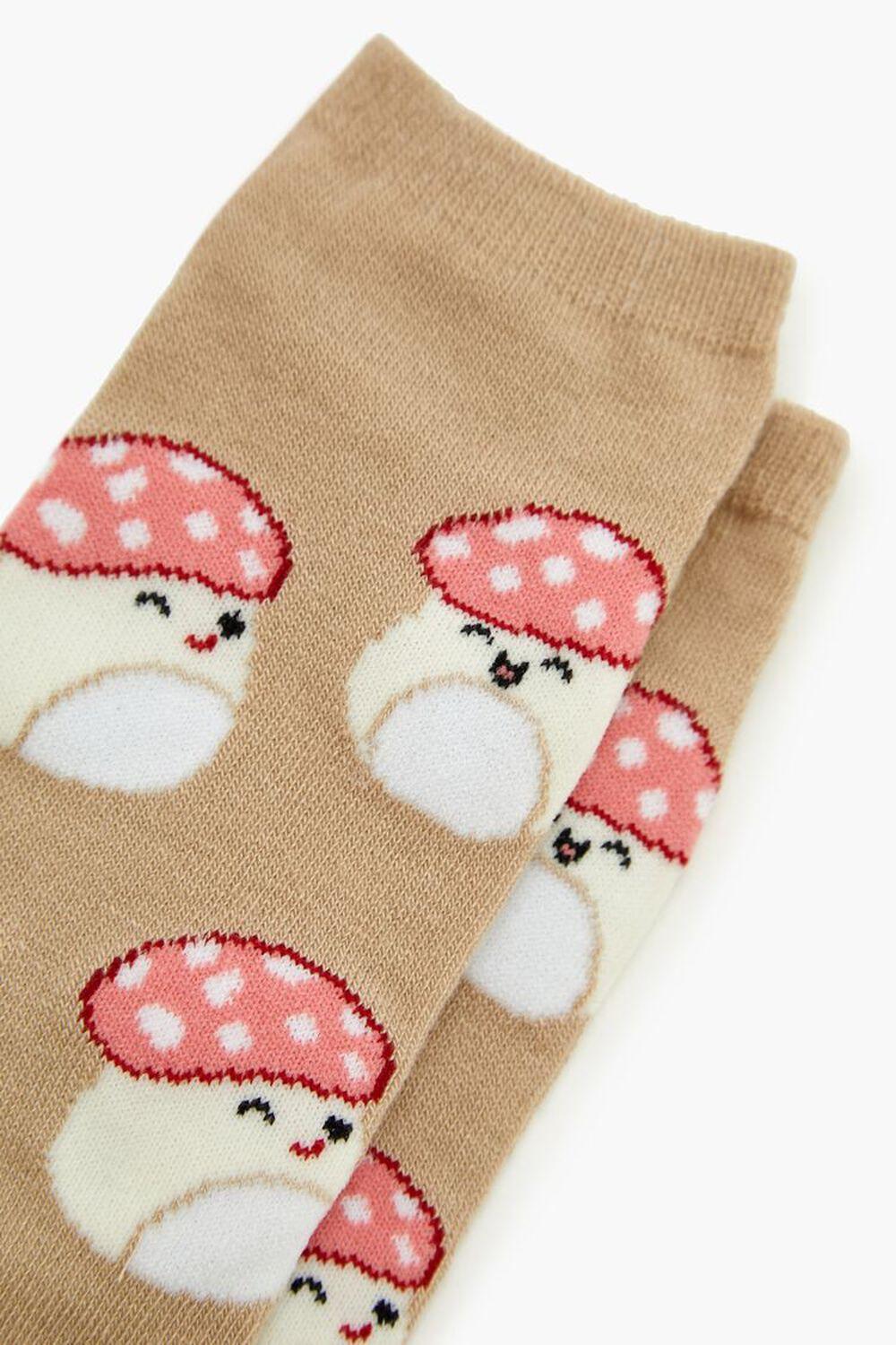 Squishmallow Mushroom Ankle Socks | Forever 21 Product Image