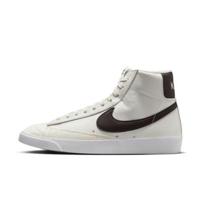 Nike Women's Blazer Mid '77 Shoes Product Image