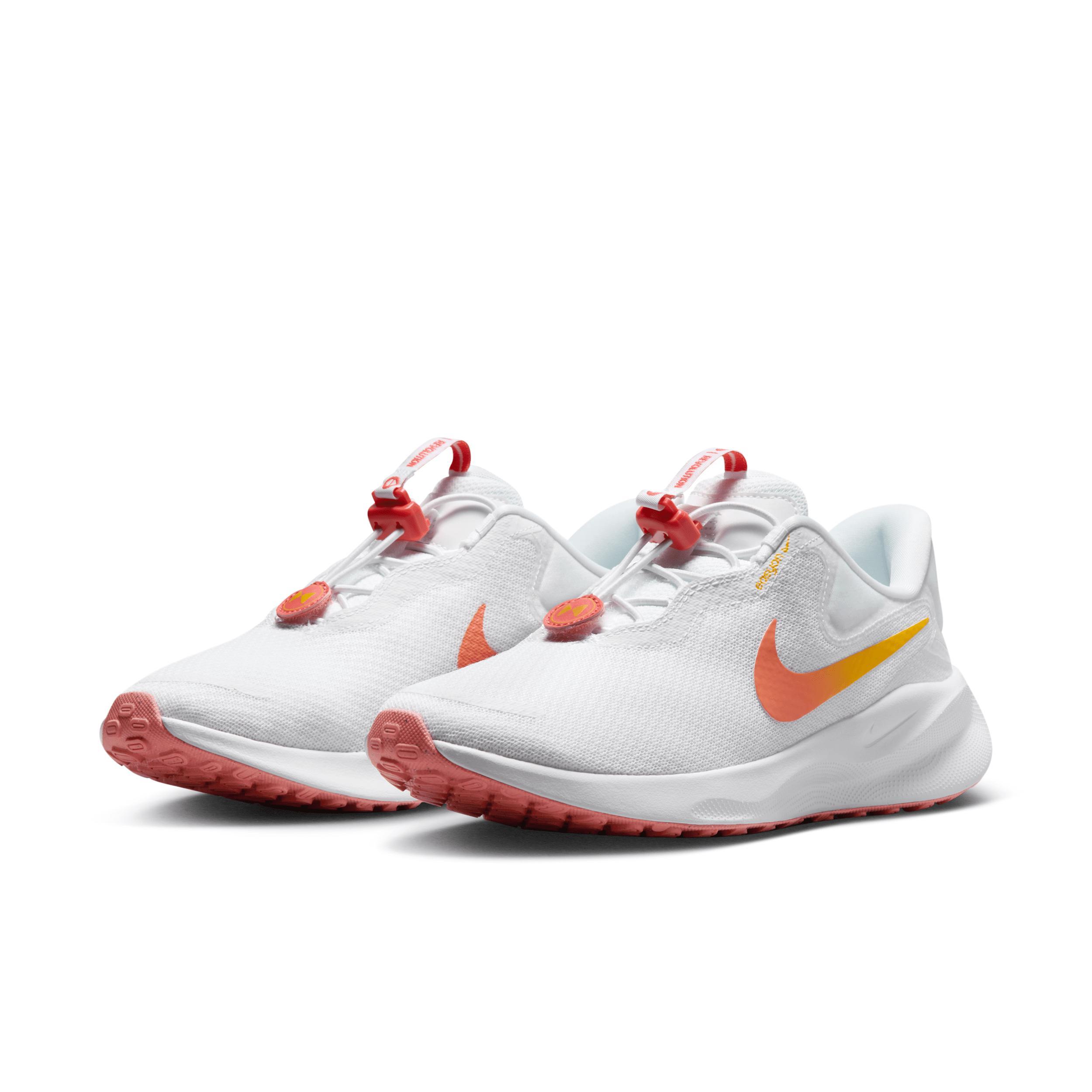 Nike Revolution 7 EasyOn Women's Easy On/Off Road Running Shoes Product Image